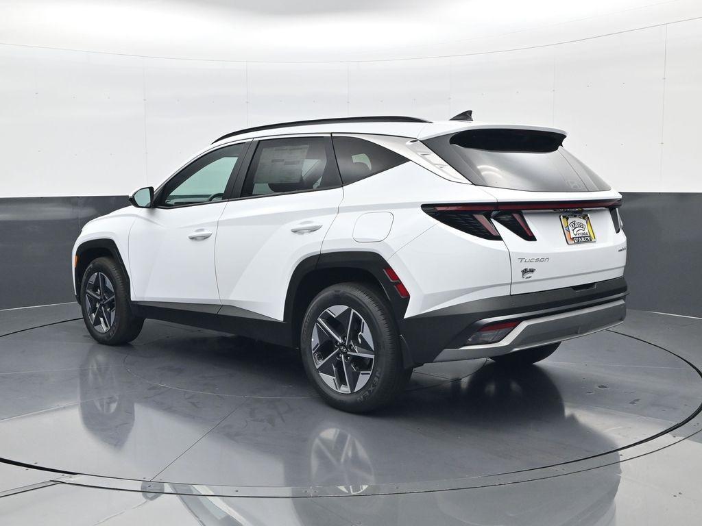 new 2025 Hyundai TUCSON Hybrid car, priced at $33,961