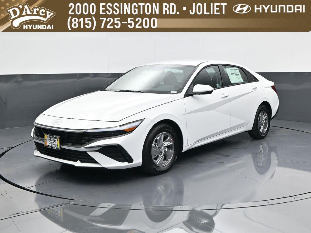 new 2025 Hyundai Elantra car, priced at $22,159