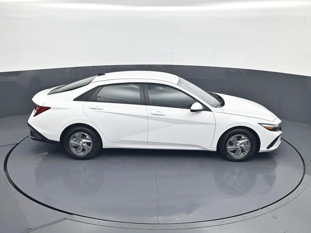 new 2025 Hyundai Elantra car, priced at $22,159