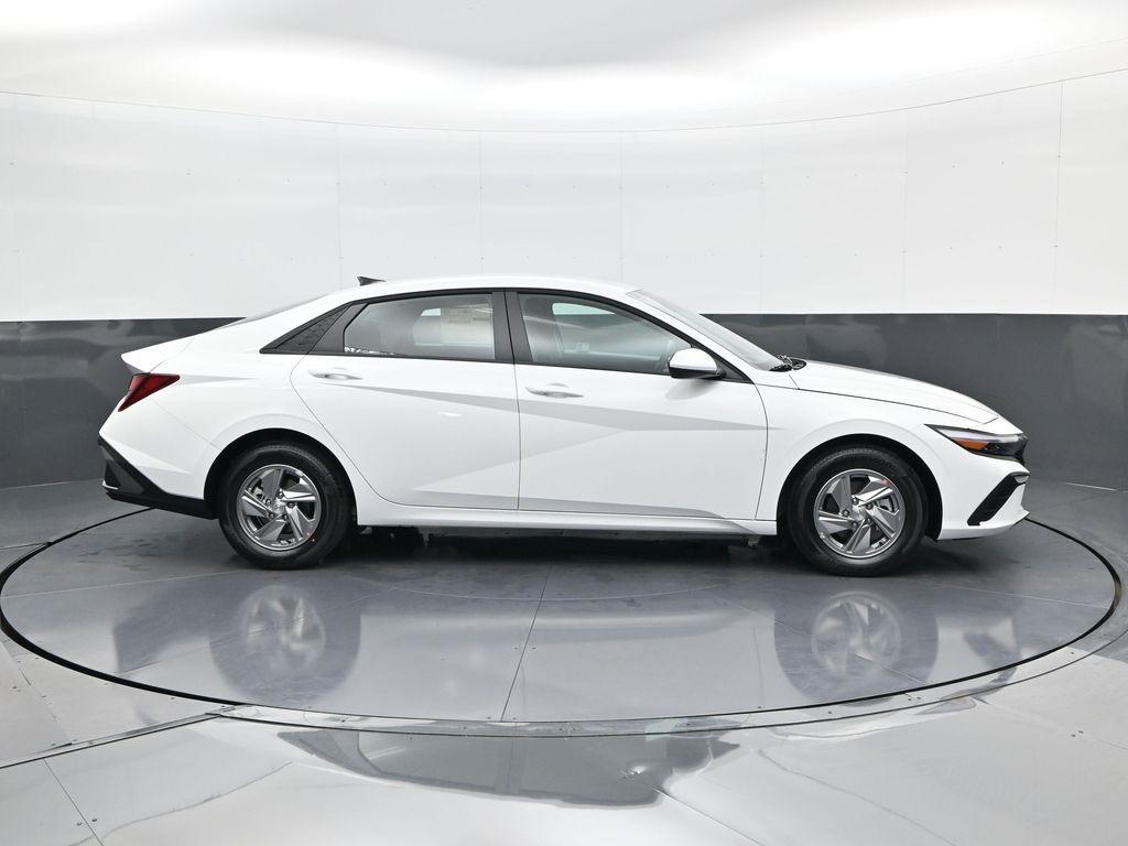 new 2025 Hyundai Elantra car, priced at $22,159