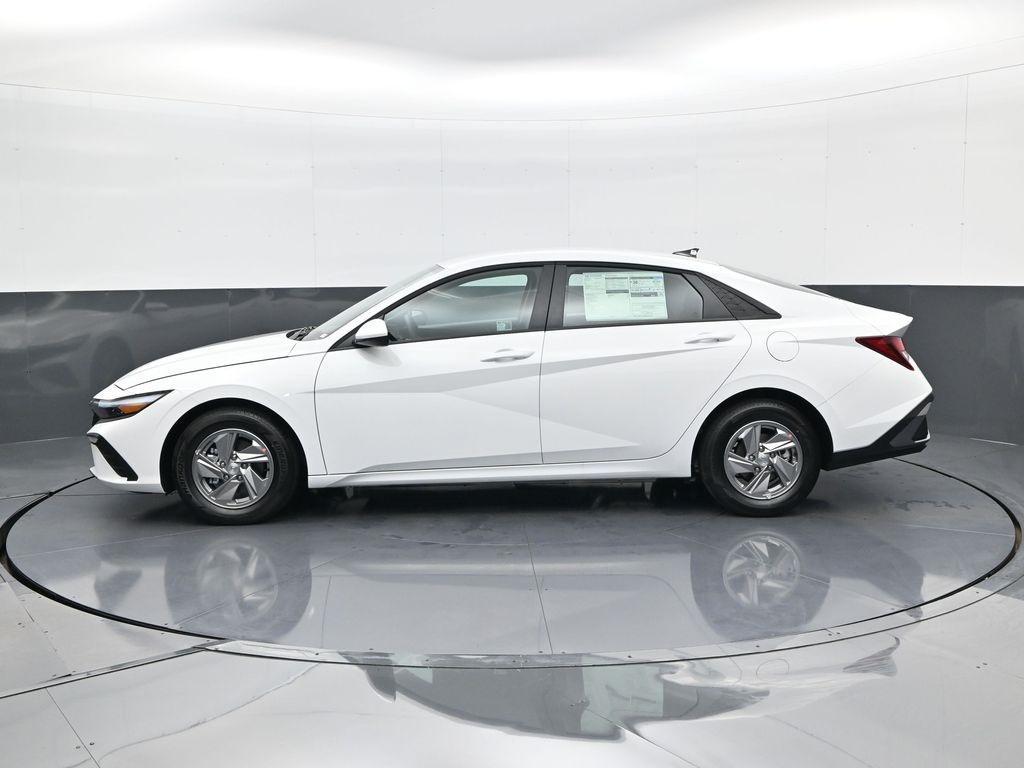 new 2025 Hyundai Elantra car, priced at $22,159