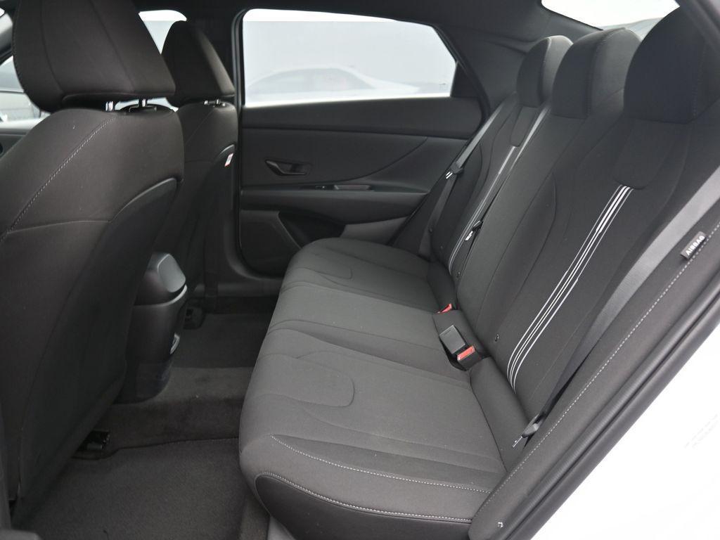 new 2025 Hyundai Elantra car, priced at $23,084