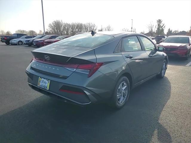 new 2025 Hyundai Elantra car, priced at $23,273