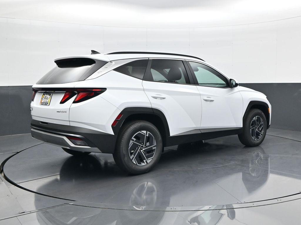 new 2025 Hyundai TUCSON Hybrid car, priced at $32,211