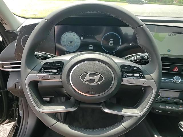 new 2025 Hyundai Elantra car, priced at $25,718