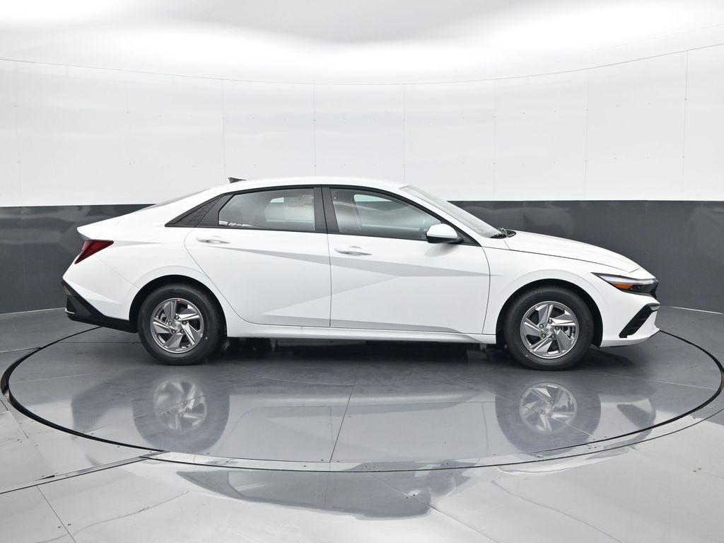 new 2025 Hyundai Elantra car, priced at $22,185