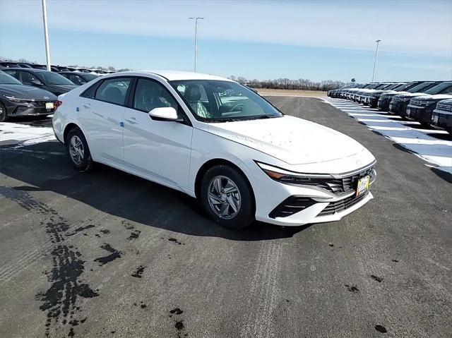 new 2025 Hyundai Elantra car, priced at $23,698