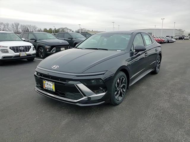 new 2025 Hyundai Sonata car, priced at $27,256