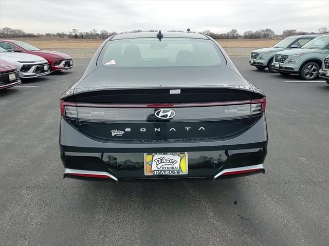 new 2025 Hyundai Sonata car, priced at $27,256