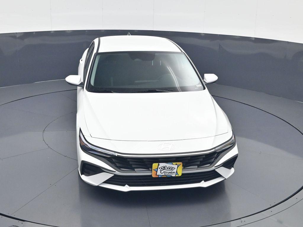 new 2025 Hyundai Elantra car, priced at $22,640