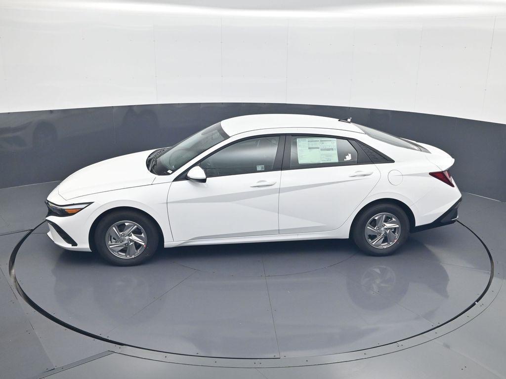 new 2025 Hyundai Elantra car, priced at $22,640