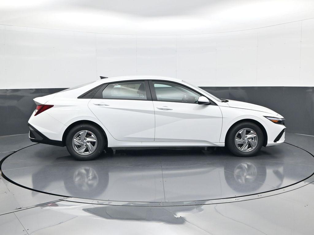 new 2025 Hyundai Elantra car, priced at $22,640