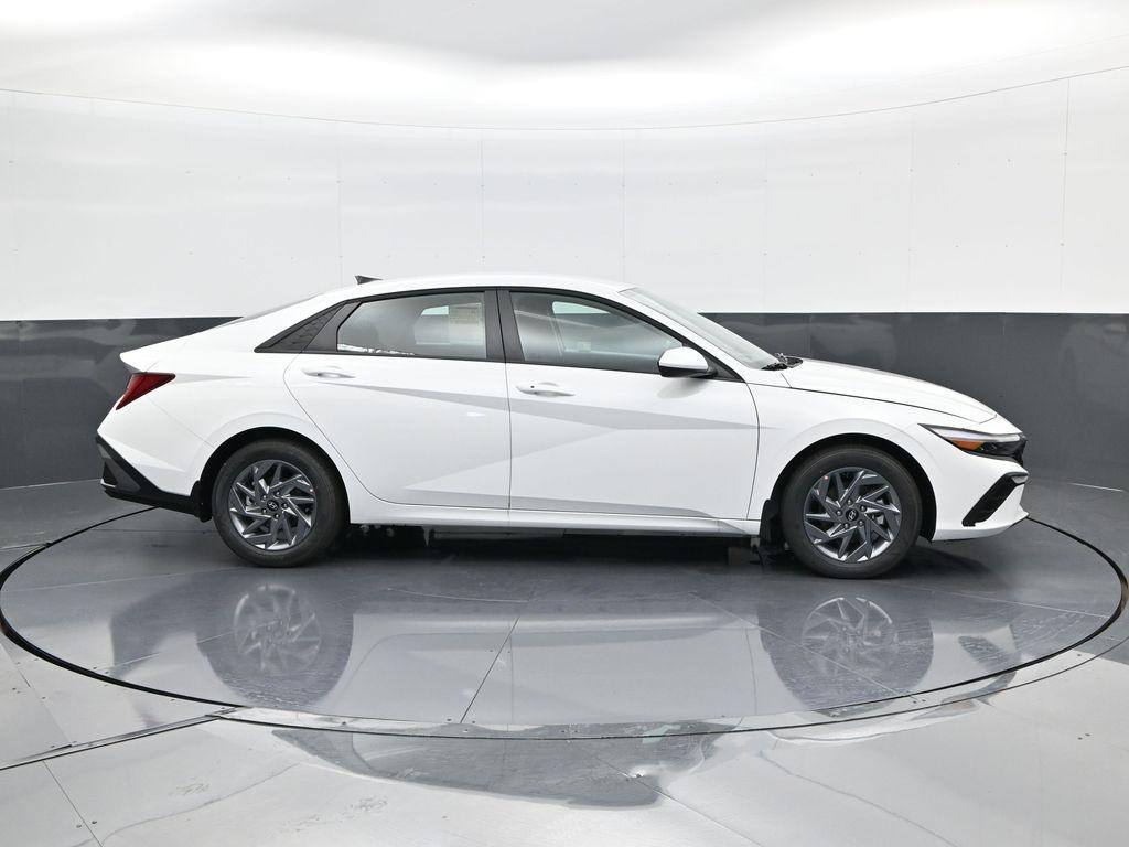 new 2025 Hyundai ELANTRA HEV car, priced at $24,759