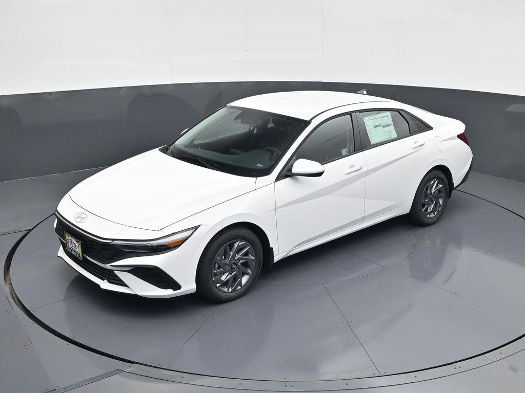 new 2025 Hyundai ELANTRA HEV car, priced at $24,759