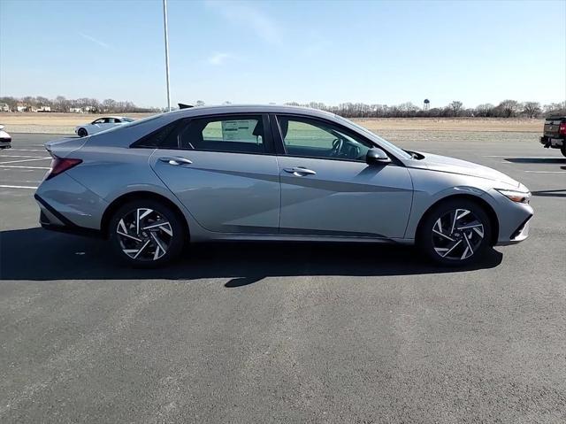 new 2025 Hyundai Elantra car, priced at $22,585