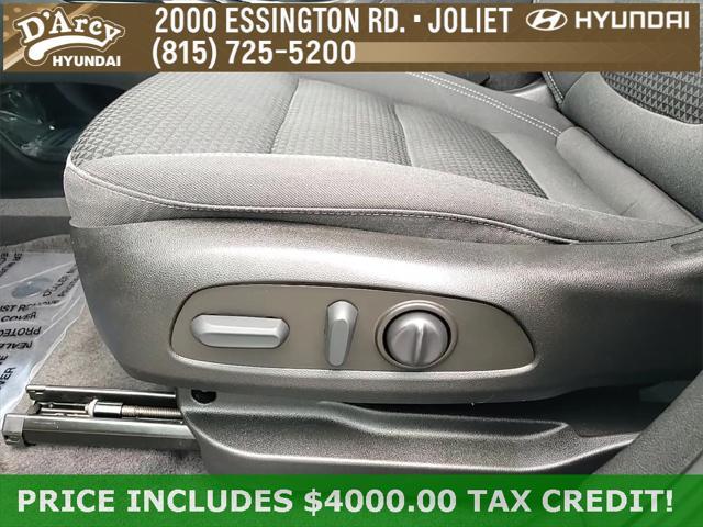 used 2022 Chevrolet Bolt EUV car, priced at $18,995