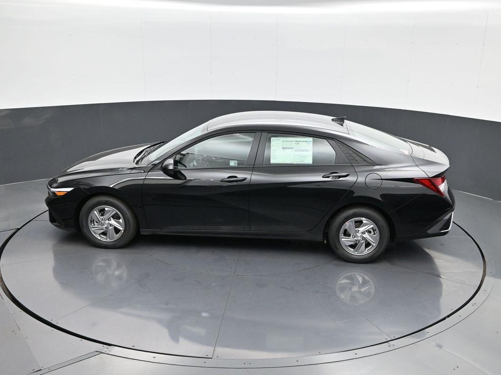 new 2025 Hyundai Elantra car, priced at $22,724