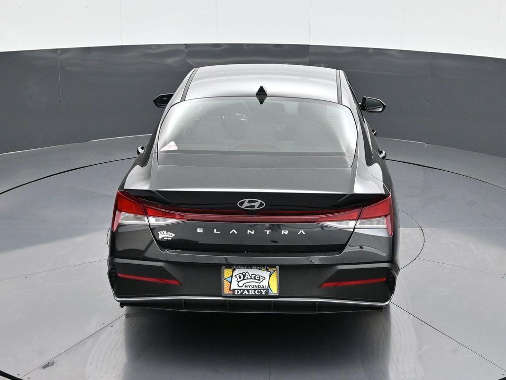 new 2025 Hyundai Elantra car, priced at $22,724