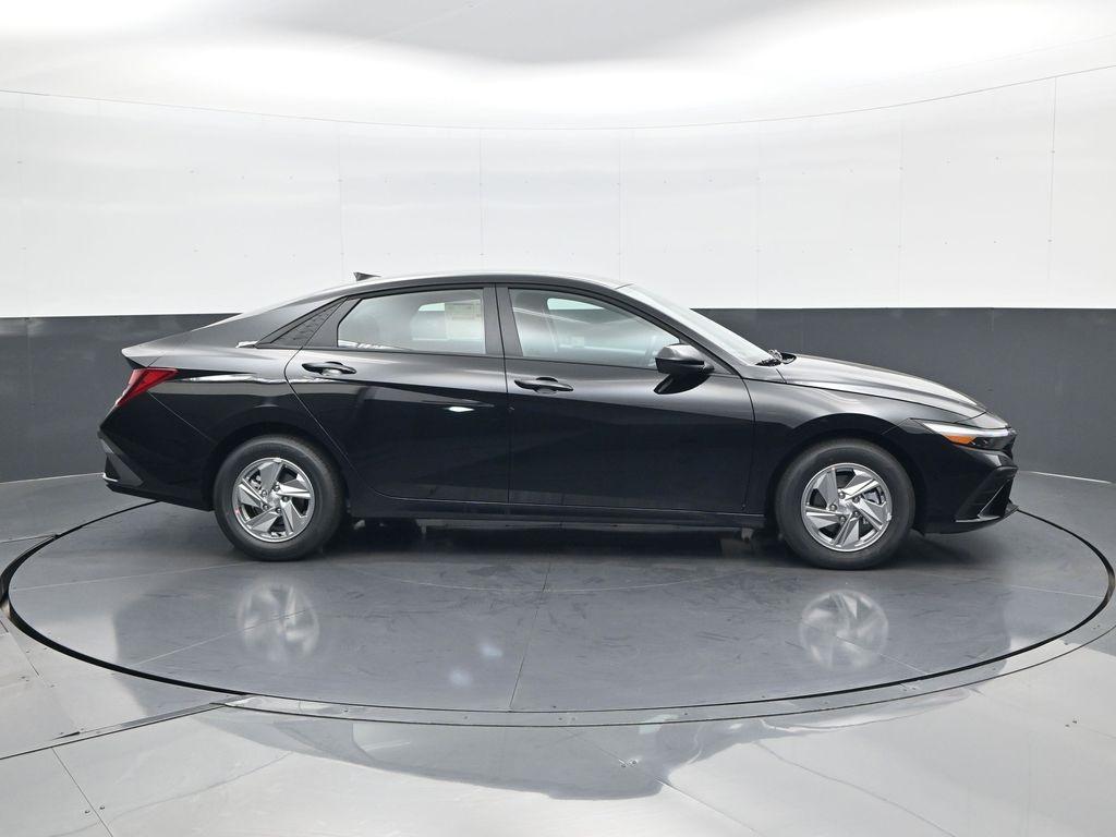 new 2025 Hyundai Elantra car, priced at $22,724
