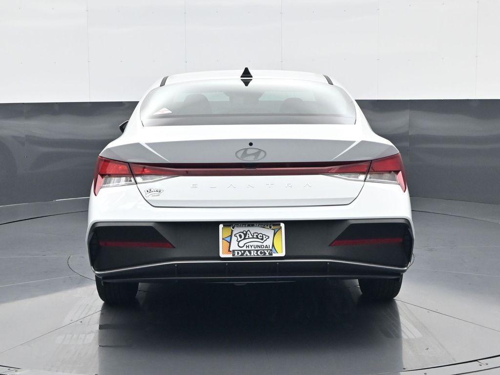 new 2025 Hyundai Elantra car, priced at $22,158