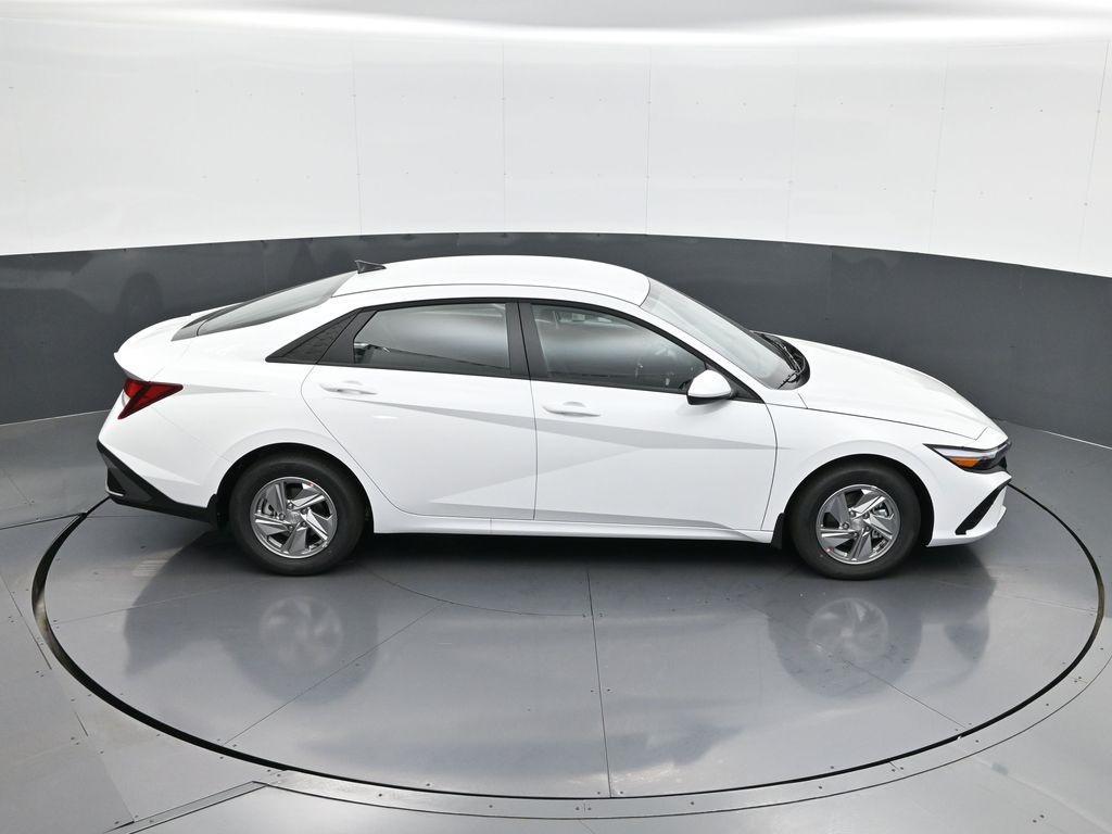 new 2025 Hyundai Elantra car, priced at $22,158