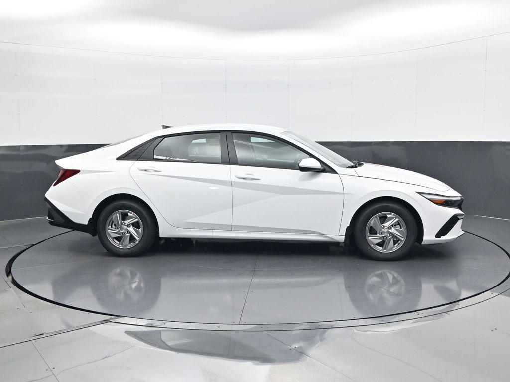 new 2025 Hyundai Elantra car, priced at $22,158