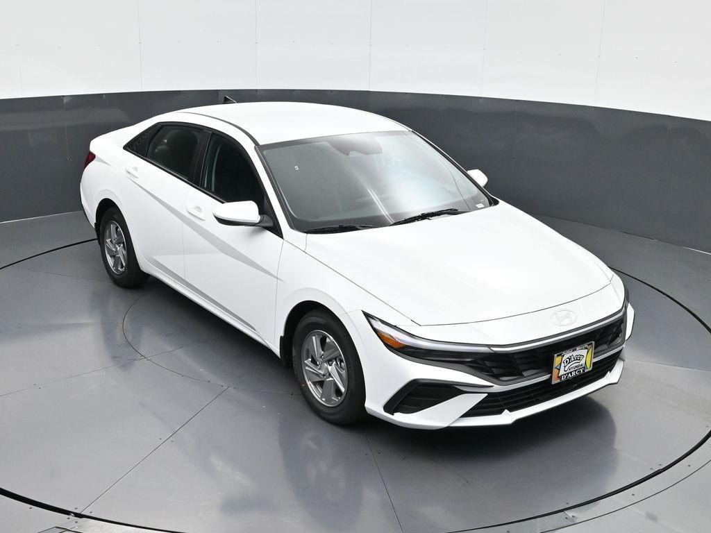 new 2025 Hyundai Elantra car, priced at $22,158