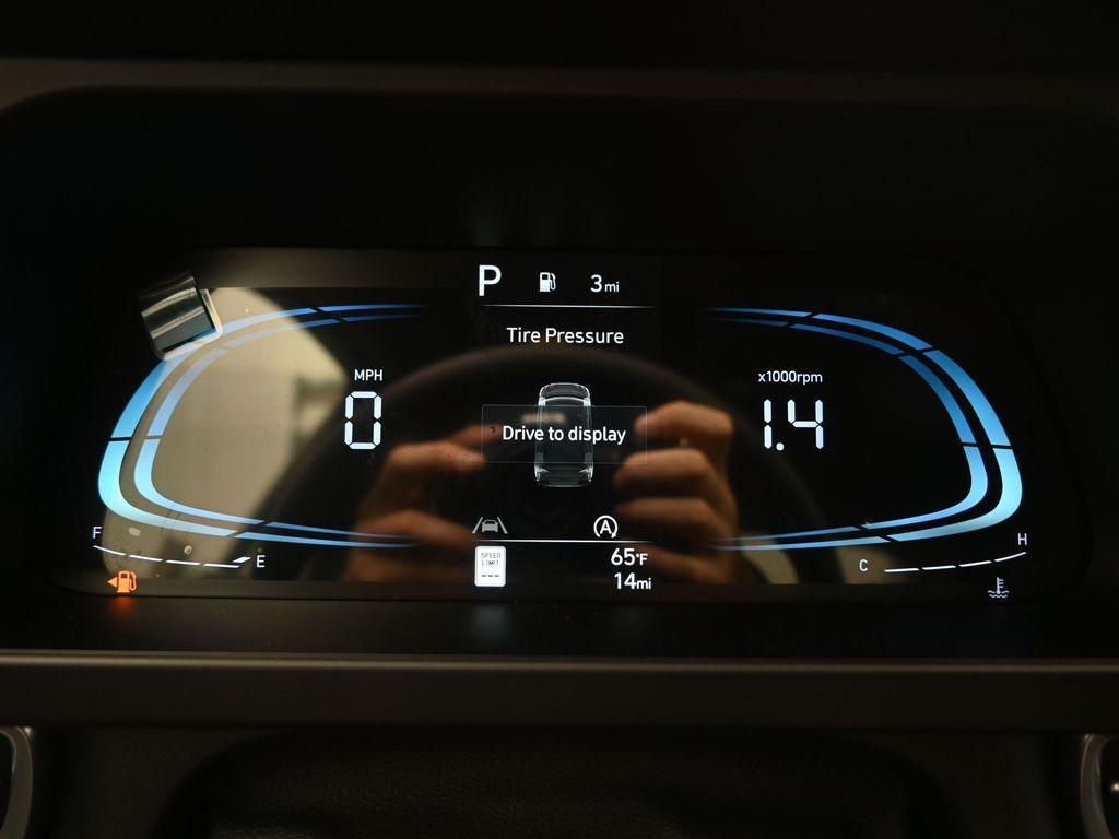 new 2025 Hyundai Elantra car, priced at $22,158