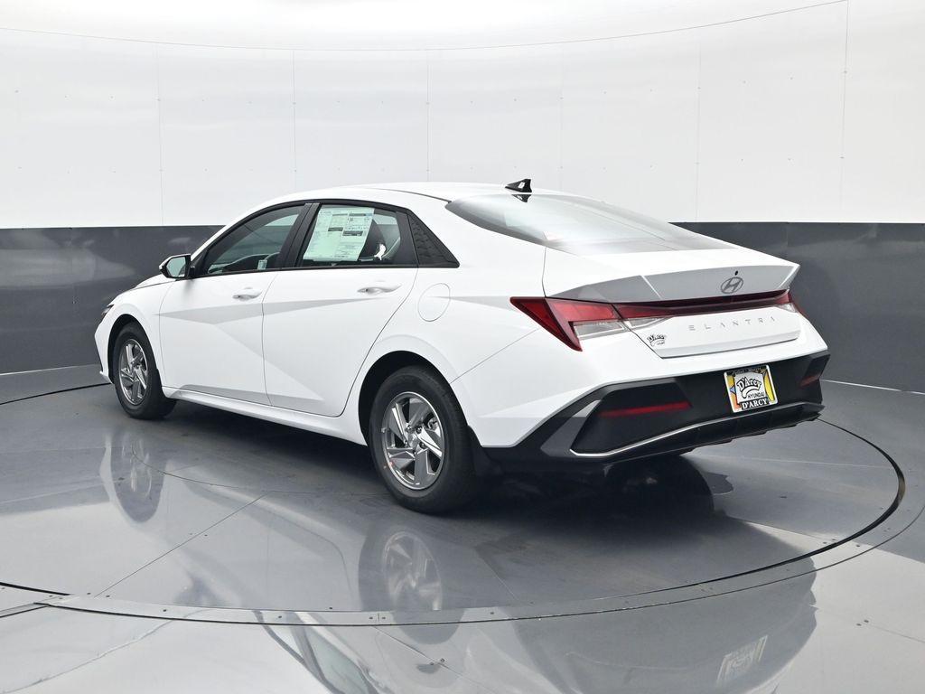 new 2025 Hyundai Elantra car, priced at $22,158