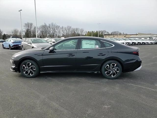 new 2025 Hyundai Sonata car, priced at $27,457