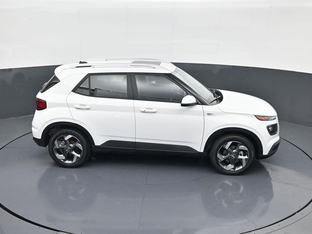 new 2025 Hyundai Venue car, priced at $22,964