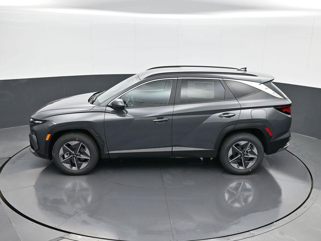 new 2026 Hyundai Tucson car, priced at $30,426