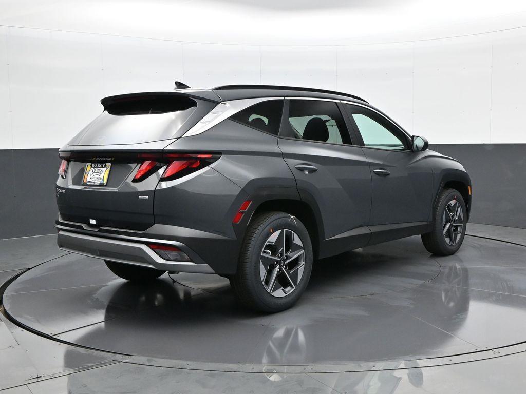 new 2026 Hyundai Tucson car, priced at $30,426