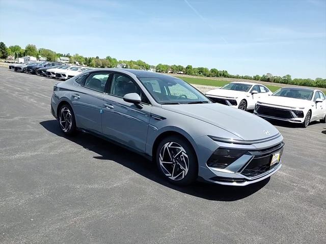 new 2025 Hyundai Sonata car, priced at $30,580