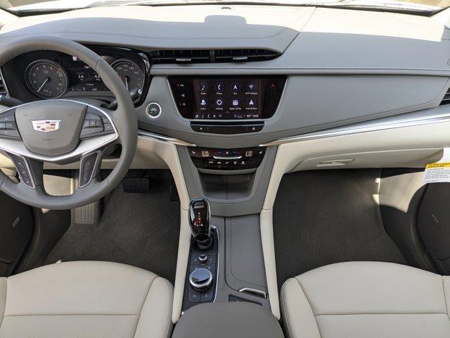 new 2025 Cadillac XT5 car, priced at $56,041