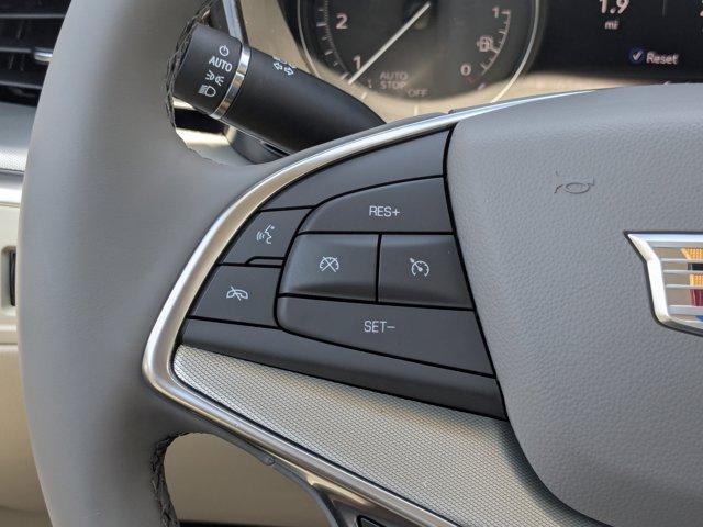 new 2025 Cadillac XT5 car, priced at $53,177