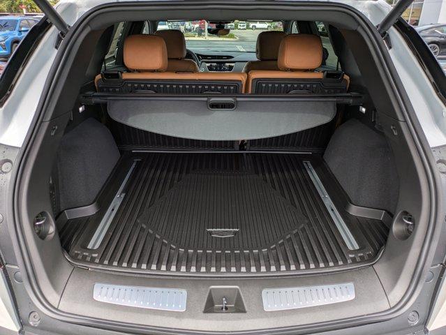 new 2025 Cadillac XT5 car, priced at $56,739