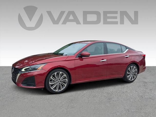 used 2023 Nissan Altima car, priced at $23,994