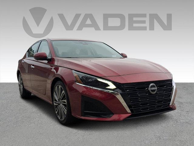used 2023 Nissan Altima car, priced at $23,994