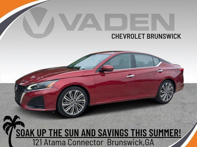 used 2023 Nissan Altima car, priced at $23,994