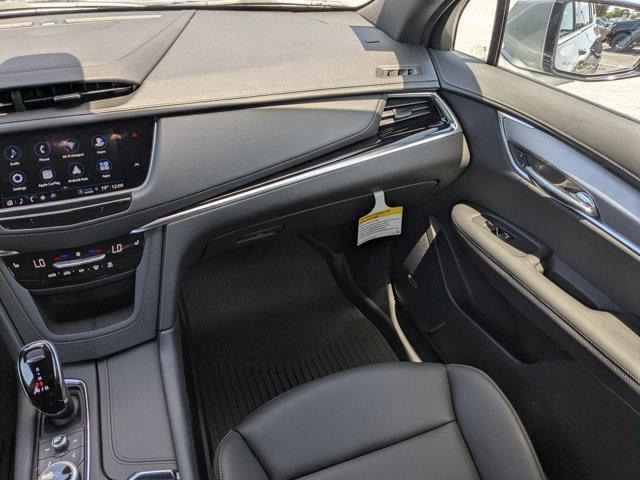 new 2025 Cadillac XT6 car, priced at $49,219