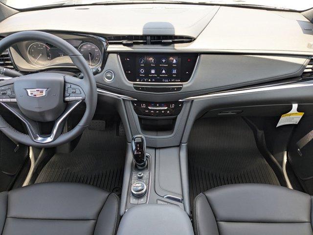 new 2025 Cadillac XT6 car, priced at $49,219