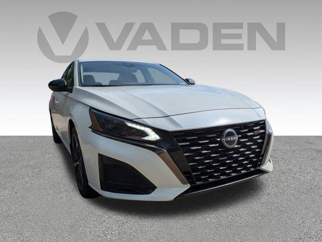 used 2023 Nissan Altima car, priced at $22,224
