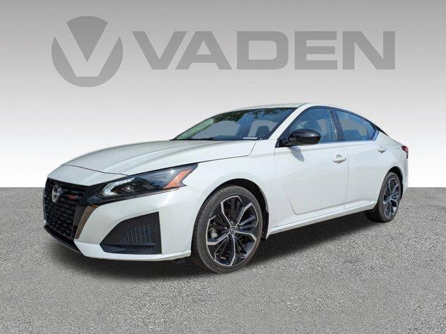 used 2023 Nissan Altima car, priced at $22,224