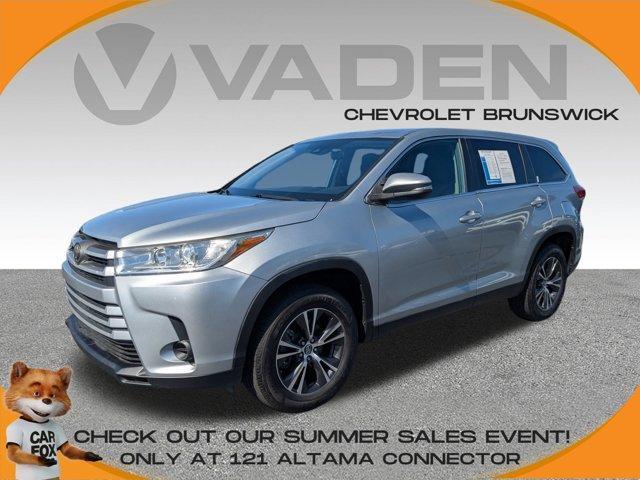 used 2019 Toyota Highlander car, priced at $21,729