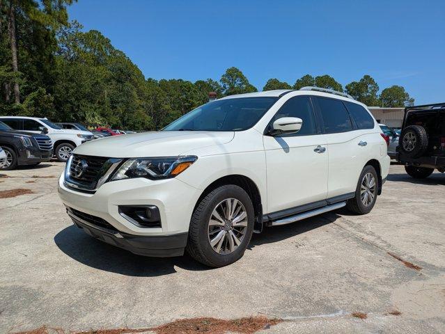 used 2018 Nissan Pathfinder car, priced at $16,068