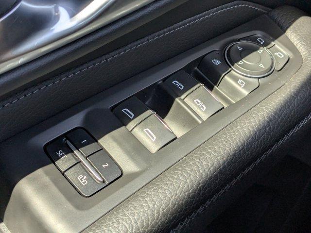 used 2022 GMC Yukon XL car, priced at $57,552