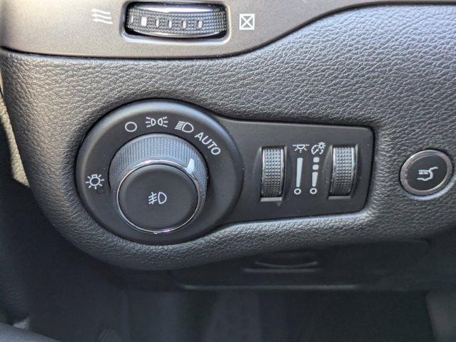 used 2019 Jeep Cherokee car, priced at $17,291