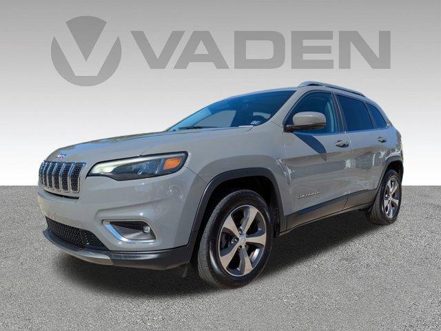 used 2019 Jeep Cherokee car, priced at $17,291