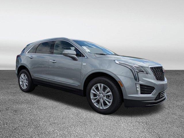 new 2025 Cadillac XT5 car, priced at $43,692